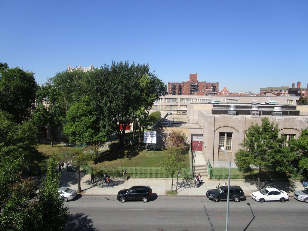 Flushing Ymca Hostel Ню Йорк Екстериор снимка
